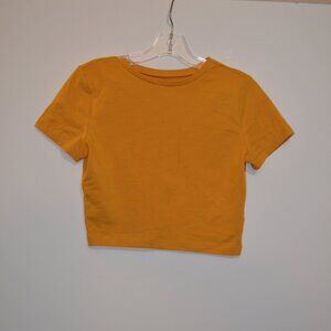 WILD FABLE NWT Dark Gold  Short Sleeves Short Cotton-Polyester-Spandex T-Shirt M